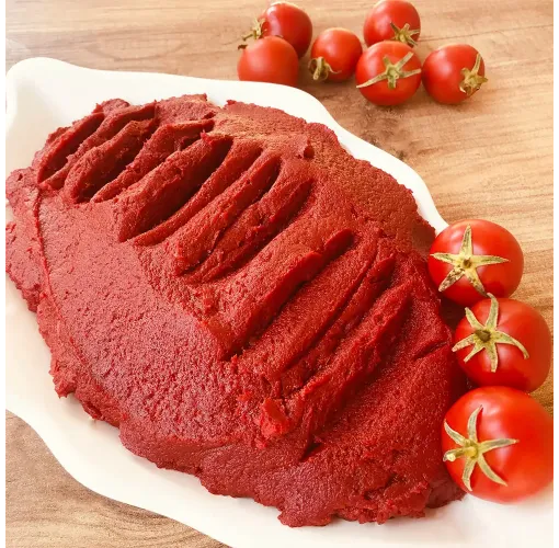 Ev Yapımı Domates Salçası 1 Kg