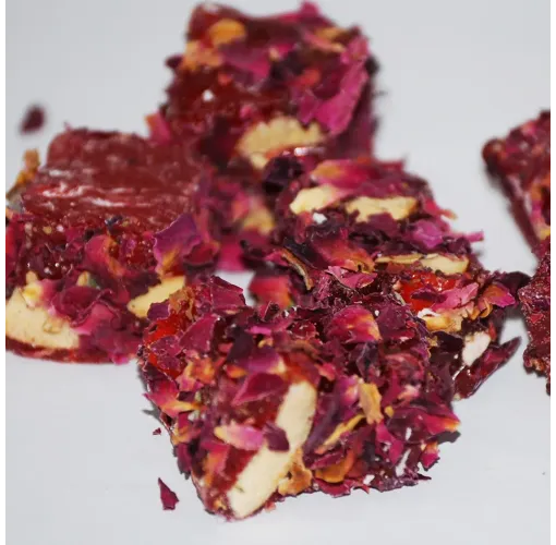 Gül Yapraklı Antep Fıstıklı Lokum 300gr