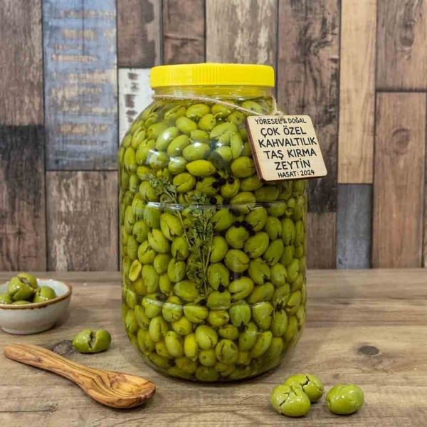 Çok Özel Kahvaltılık Taş Kırma Zeytin